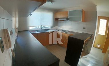 Venta de privilegiada propiedad en condominio privado