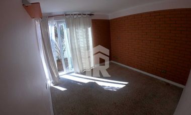 Venta de privilegiada propiedad en condominio privado