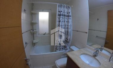 Venta de privilegiada propiedad en condominio privado