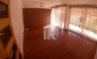 Venta de privilegiada propiedad en condominio privado