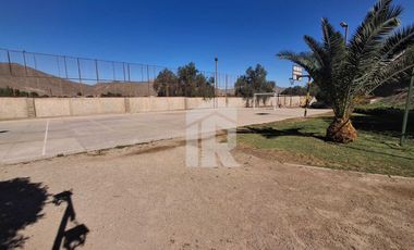 Venta de privilegiada propiedad en condominio privado