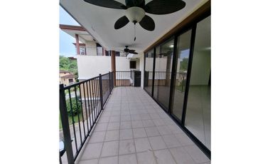 PH Embassy Club, Apartamento Impecable. Ideal para Inversión