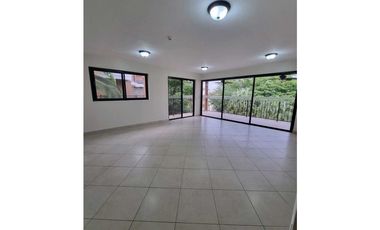 PH Embassy Club, Apartamento Impecable. Ideal para Inversión