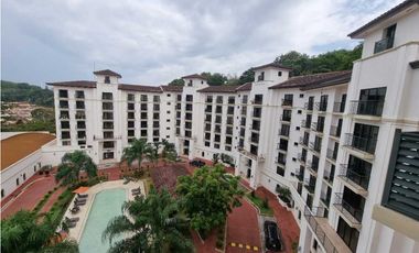 PH EMBASSY VILLAGE AMPLIO APARTAMENTO.HERMOSA VISTA