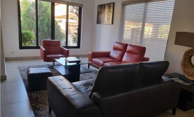EMBASSY CLUB. IDEAL Para inversion. Con inquilino