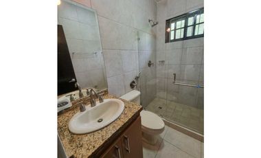 CASA IDEAL PARA SU INVERSION. RENTADA