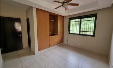 CASA IDEAL PARA SU INVERSION. RENTADA