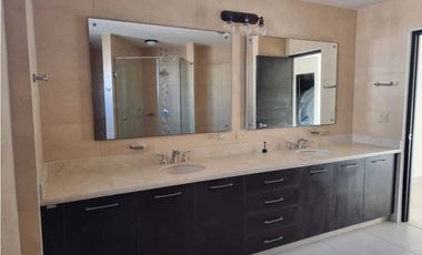 Embassy Village. Apartamento listo para ocupar