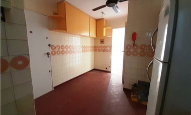 Semipiso de 4 ambientes con vista al parque Rivadavia