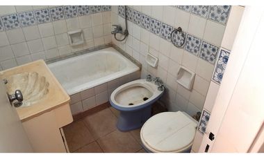 Semipiso de 4 ambientes con vista al parque Rivadavia