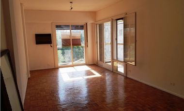 Semipiso de 4 ambientes con vista al parque Rivadavia