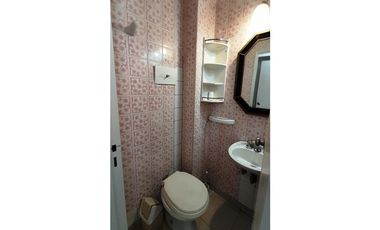 Semipiso de 4 ambientes con vista al parque Rivadavia