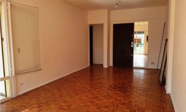 Semipiso de 4 ambientes con vista al parque Rivadavia