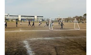 ¡Oportunidad  Alquiler predio deportivo ideal clubes de Futbol, etc!