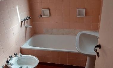 Departamento en alquiler en Sarandi Oeste