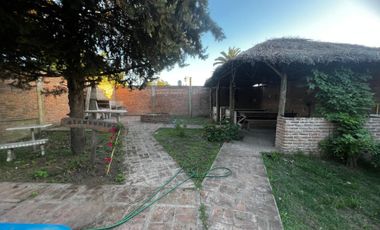 Casa 5 ambientes venta Alejandro Korn con