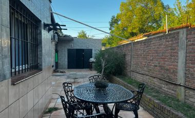 Casa 5 ambientes venta Alejandro Korn con