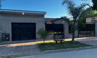 Casa 5 ambientes venta Alejandro Korn con