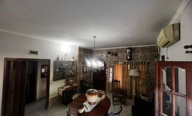 Casa 5 ambientes venta Alejandro Korn con