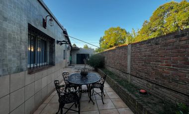 Casa 5 ambientes venta Alejandro Korn con