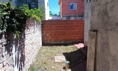CASA 3 AMBIENTES VENTA LONGCHAMPS AMPLIO PATIO