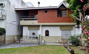 CASA EN VENTA 6 AMBIENTES LLAVALLOL- APTO CREDITO
