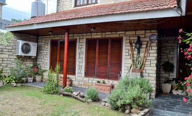CASA EN VENTA 6 AMBIENTES LLAVALLOL- APTO CREDITO