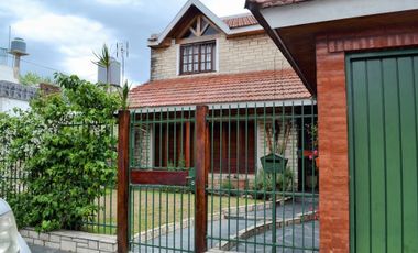 CASA EN VENTA 6 AMBIENTES LLAVALLOL- APTO CREDITO