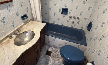 Casa 3 ambientes + Casa  de 2 amb para huespedes