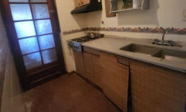 Casa 3 ambientes + Casa  de 2 amb para huespedes