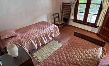 Casa 3 ambientes + Casa  de 2 amb para huespedes