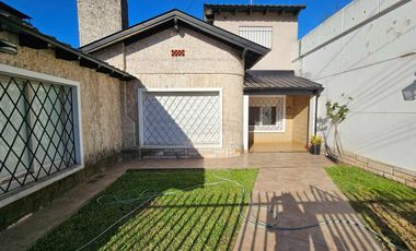 EL PALOMAR VENTA- CASA 4 amb con jardin y cochera