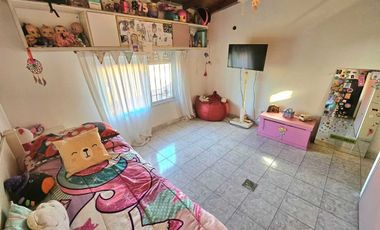 EL PALOMAR VENTA- CASA 4 amb con jardin y cochera