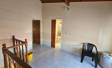 EL PALOMAR VENTA- CASA 4 amb con jardin y cochera