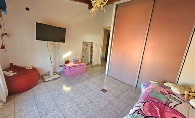 EL PALOMAR VENTA- CASA 4 amb con jardin y cochera