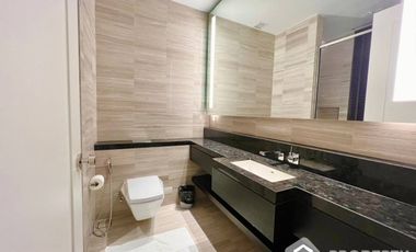 2-BR Condo at Four Seasons Private Residences Bangkok near BTS Saphan Taksin