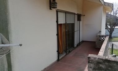 VENTA CASA 2 PLANTAS EN ESQUINA CON GARAGE WILDE