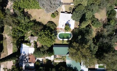 QUINTA en Venta sobre lote de 3000 m2 en Sourigues