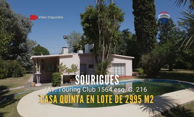 QUINTA en Venta sobre lote de 3000 m2 en Sourigues