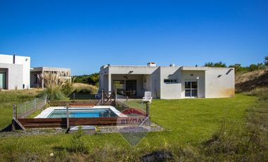 Venta Casa Costa Esmeralda con Piscina