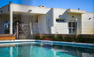 Venta Casa Costa Esmeralda con Piscina
