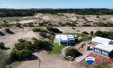 Venta Casa Costa Esmeralda con Piscina