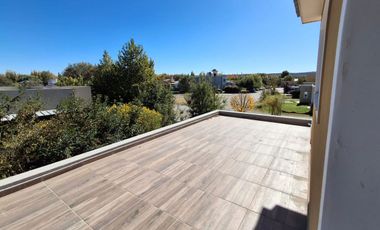 VENTA CASA 3 DORMITORIOS BARRIO PARAISO DEL LIMAY