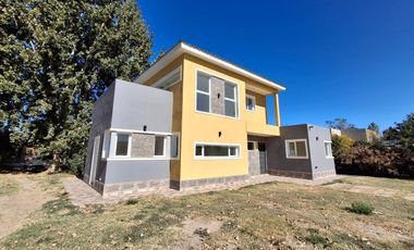 VENTA CASA 3 DORMITORIOS BARRIO PARAISO DEL LIMAY
