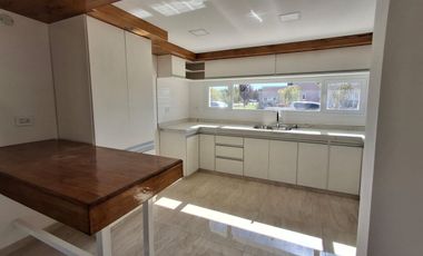 VENTA CASA 3 DORMITORIOS BARRIO PARAISO DEL LIMAY