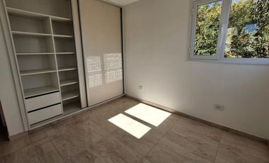 VENTA CASA 3 DORMITORIOS BARRIO PARAISO DEL LIMAY