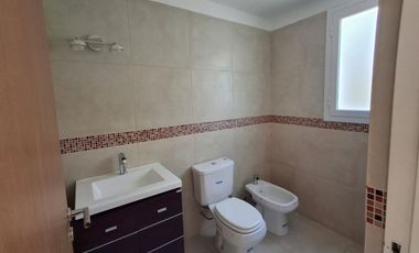 VENTA CASA 3 DORMITORIOS BARRIO PARAISO DEL LIMAY