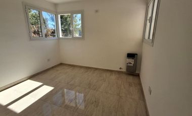 VENTA CASA 3 DORMITORIOS BARRIO PARAISO DEL LIMAY