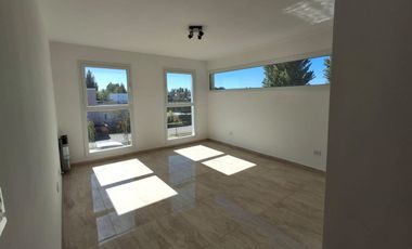 VENTA CASA 3 DORMITORIOS BARRIO PARAISO DEL LIMAY