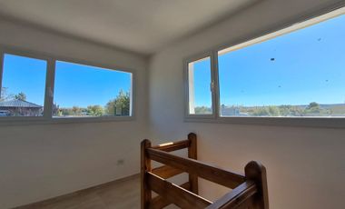 VENTA CASA 3 DORMITORIOS BARRIO PARAISO DEL LIMAY